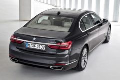 2016-bmw-7-series-2