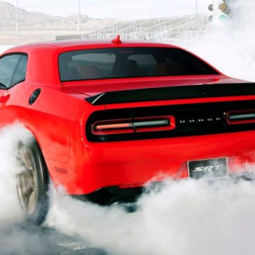 2016-dodge-challenger-coupe-srt-hellcat