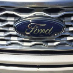 2016-ford-explorer-platinum-logo-1