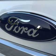 2016-ford-explorer-platinum-logo-3