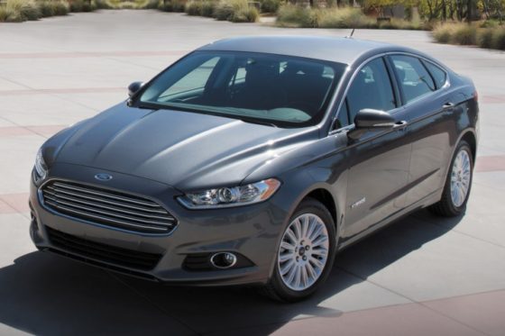 2016-ford-fusion-hybrid-sedan