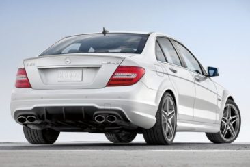 2016-mercedes-benz-c-class-amg-c63