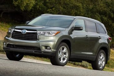 2016-toyota-highlander