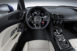 2017 audi r8