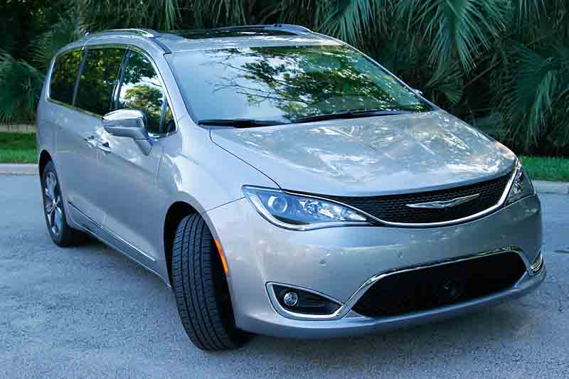 2017 chrysler pacifica limited