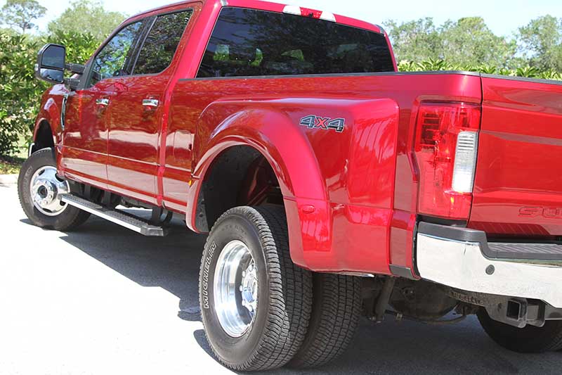 2017 Ford 350 DWR 4X4 Crew Cab