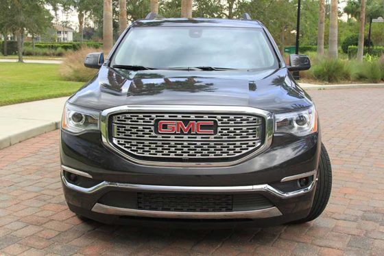 2017 GMC Acadia AWD Denali