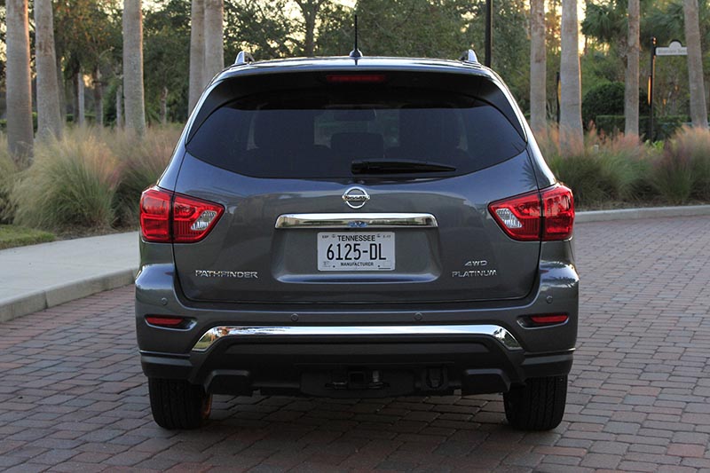 2017 Nissan Pathfinder Platinum 4WD