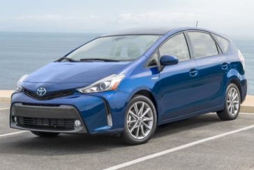 2017 toyota prius v wagon