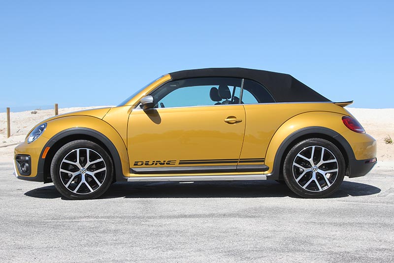 2017 VW Beetle Convertible 1.8T Dune