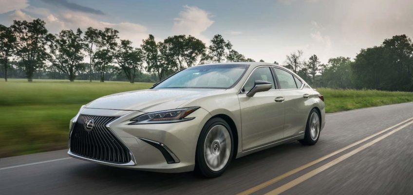 2019 Lexus ES 300h