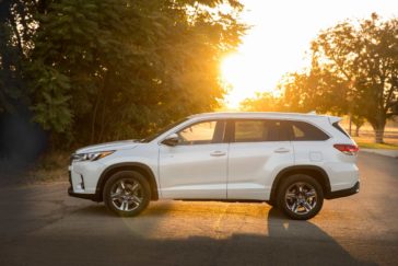 2019 Toyota Highlander Hybrid Limited Platinum