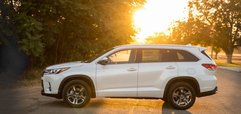 2019 Toyota Highlander Hybrid Limited Platinum