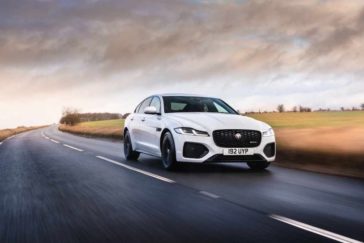 2021-jaguar-xf-p300