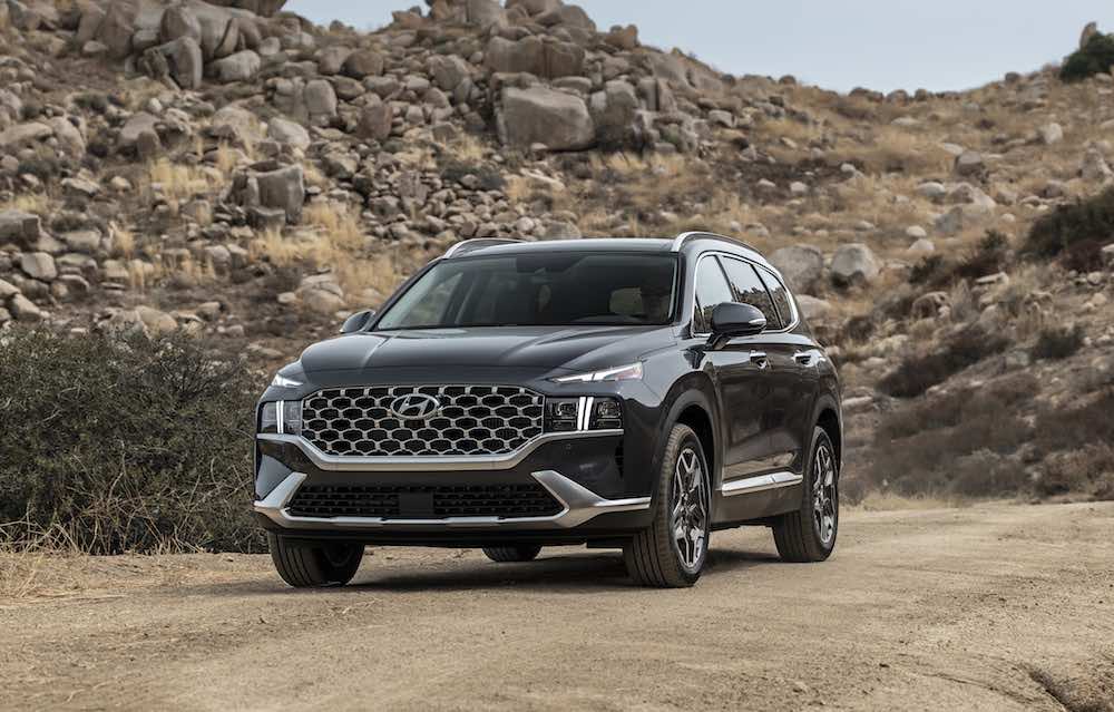 2022-hyundai-santa-fe-phev-002