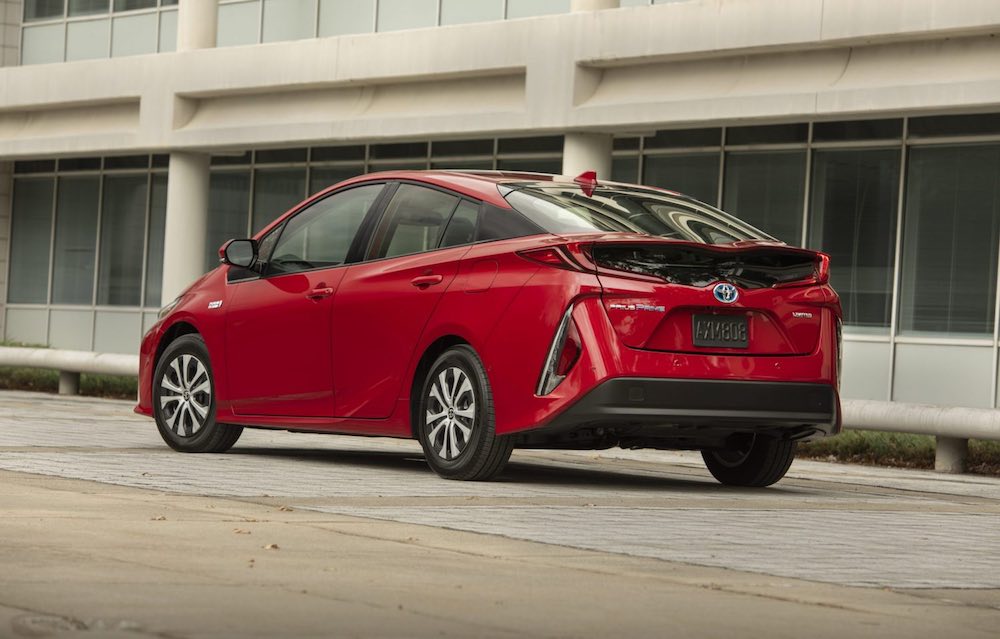 2022-toyota-prius-03