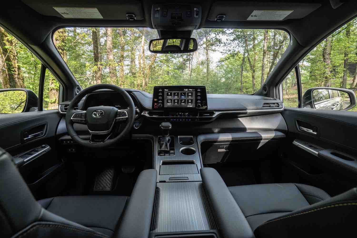 Toyota Sienna Woodland