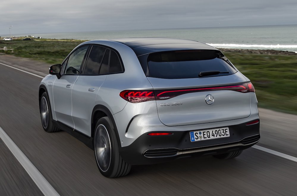 2023-mercedes-eqe-350-suv-04