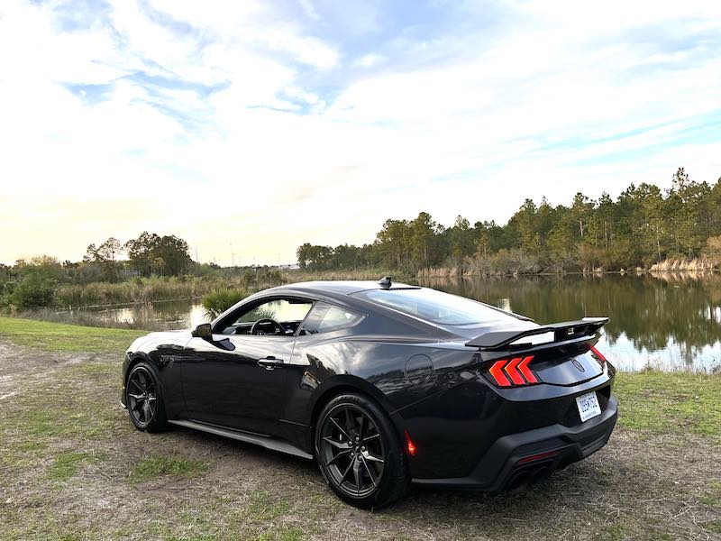 2024 Ford Mustang Dark Horse