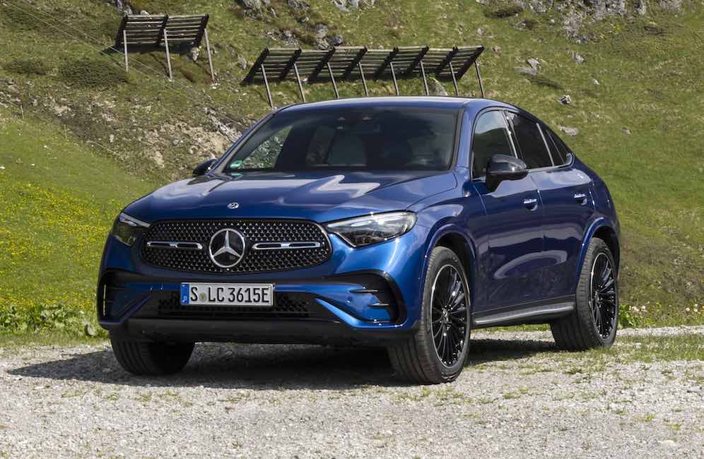 2024-mercedes-benz-glc-300-coupe-00003