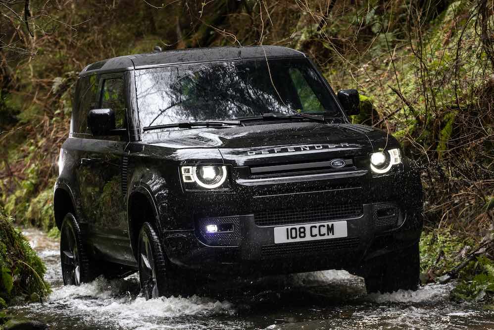 2025-Defender-90-004