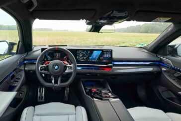 2025 BMW M5