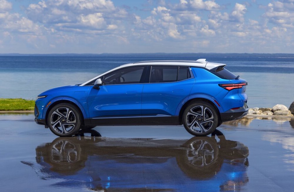 2025-chevrolet-equinox-ev-003