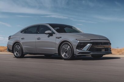 2025-hyundai-sonata-hybrid-0002