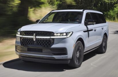 2025-lincoln-navigator-001