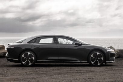 2025-lucid-air-touring-002