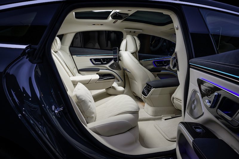 2025 Mercedes-Benz EQS Sedan