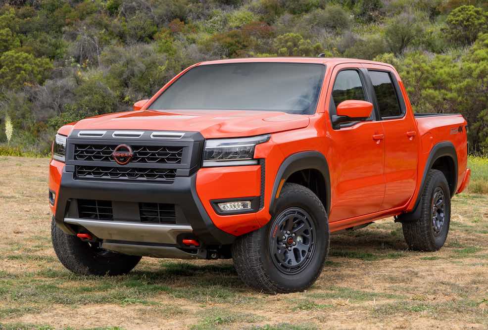 2025-nissan-frontier-102