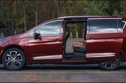 Chrysler Pacifica Minivan