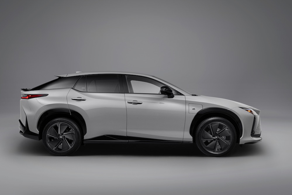 Lexus RZ 550e F Sport 2026: el Lexus más eléctrico… y más honesto