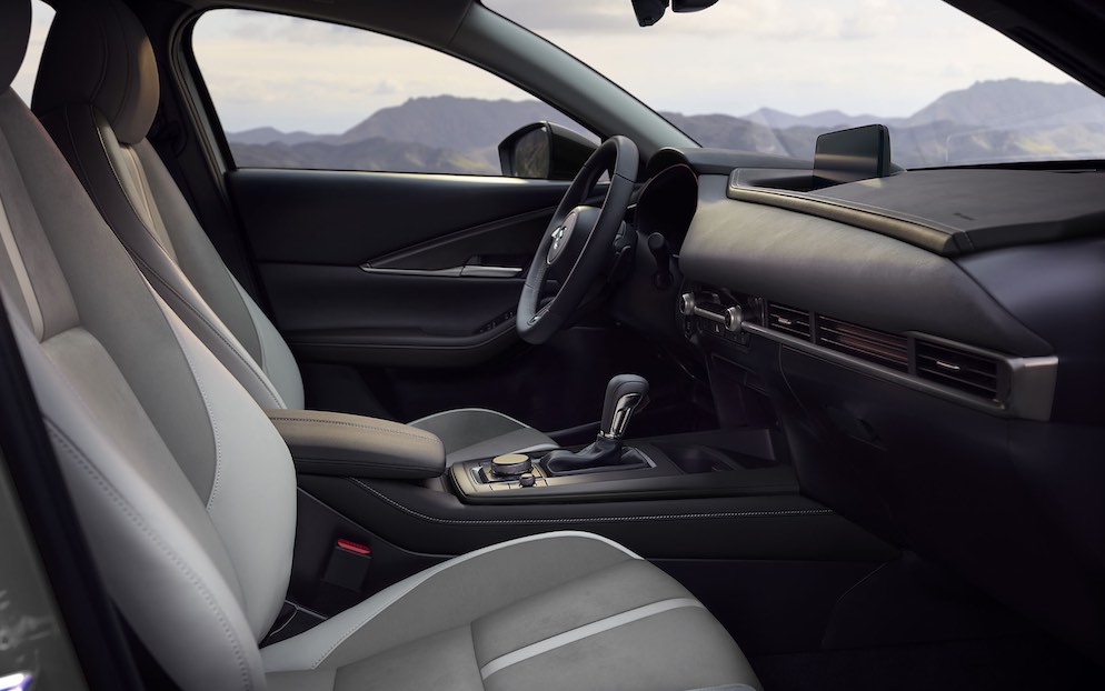 2026-mazda-cx-30-003