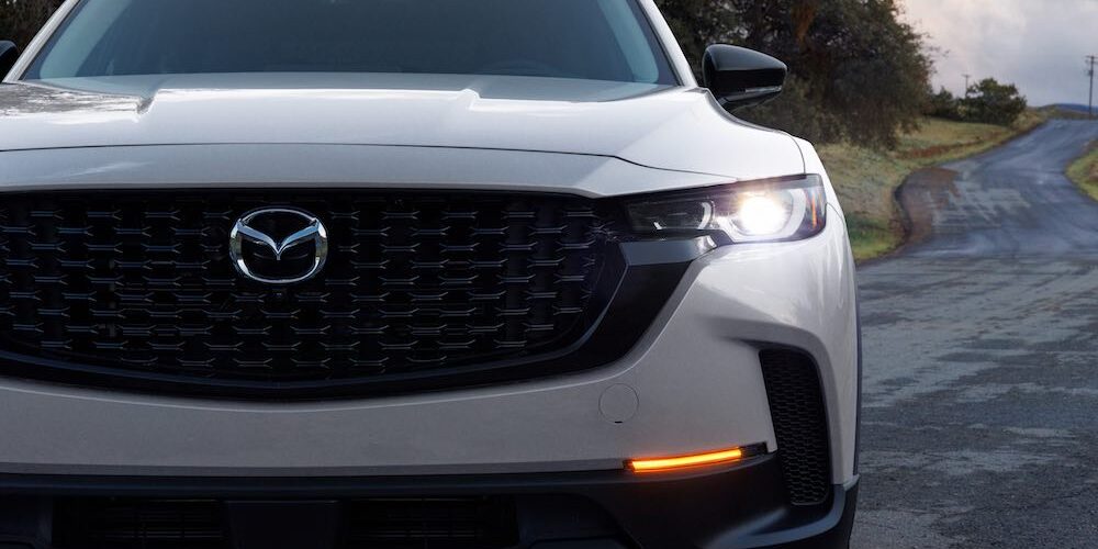¿Buscas un híbrido premium? El Mazda CX‑50 Hybrid 2026 podría ser tu próximo SUV