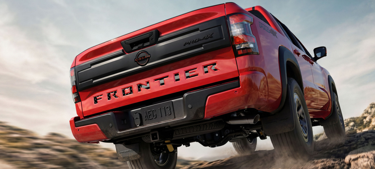 Nissan Frontier Rear view