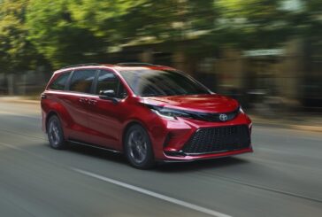 2026-toyota-Sienna-0001