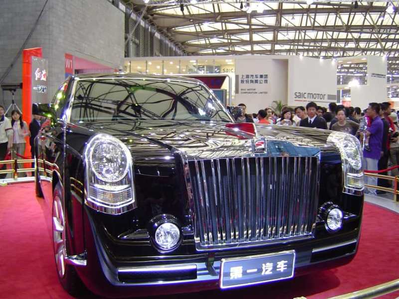 3-china-hongqi-limousine