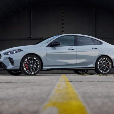 BMW M235 xDrive Gran Coupe 2026 visto de perfil