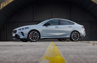 BMW M235 xDrive Gran Coupe 2026 visto de perfil