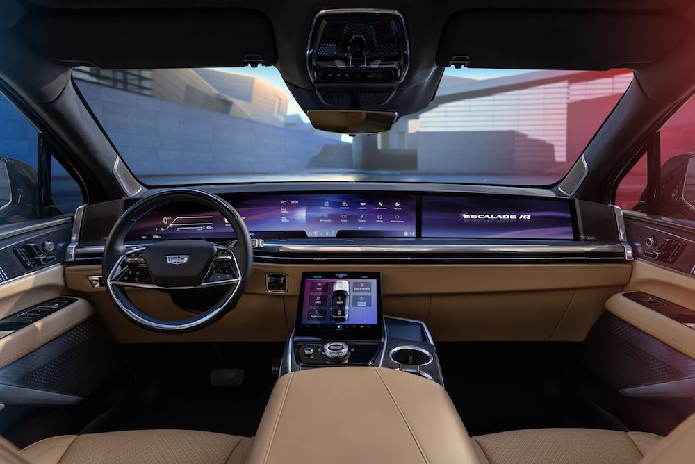 Cabina interior del Cadillac Escalade IQ Premium Luxury 2026