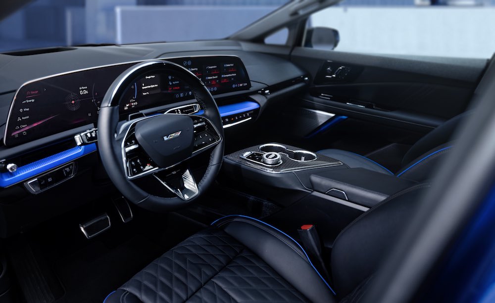 Cabina interior de la cadillac OPTIQ-V 2026