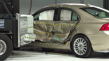 car crash test