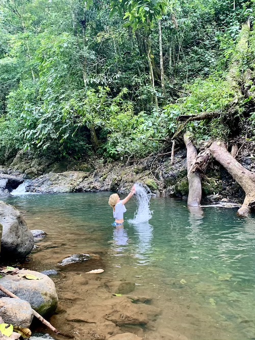 Hike to the Catarata Bijagual