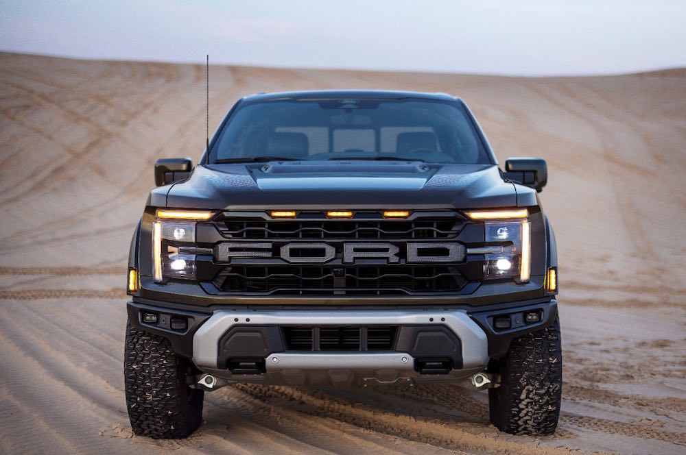 ford-f-150-raptor-0001