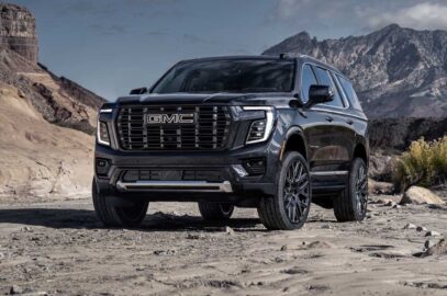 GMC Yukon Denali Ultimate 2026 en vista tres cuartos frontal