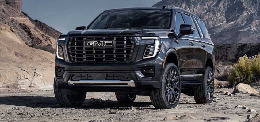 GMC Yukon Denali Ultimate 2026 en vista tres cuartos frontal