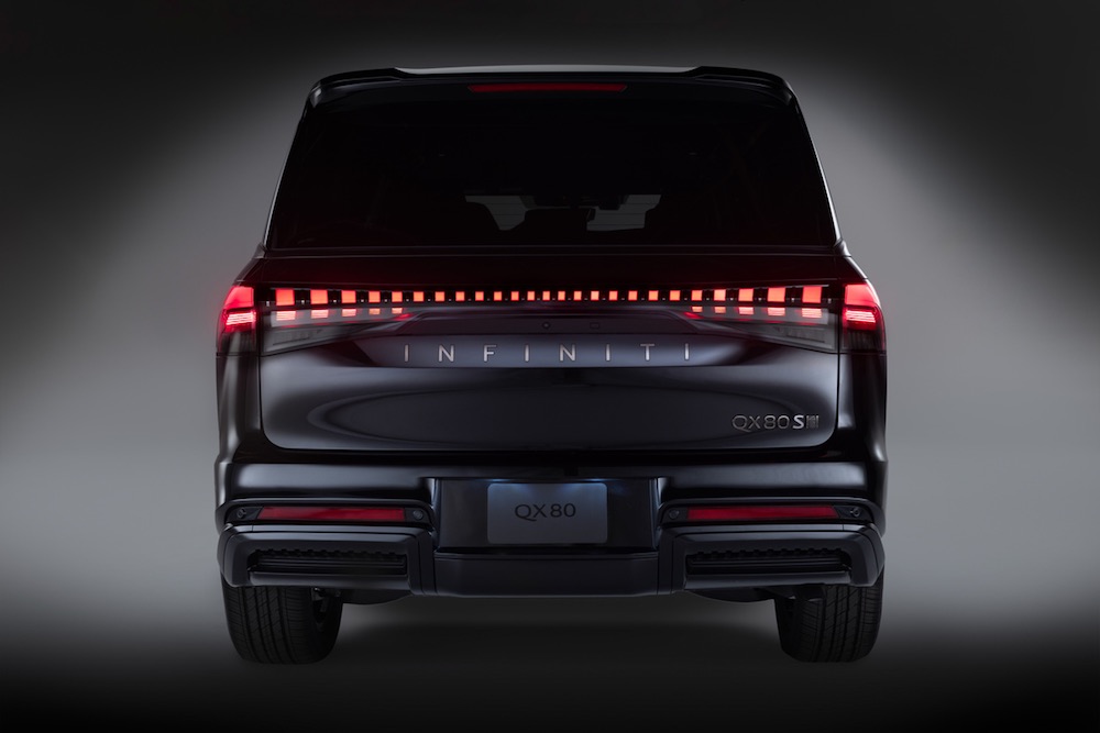 infiniti-qx80-sport-2026-rear-view