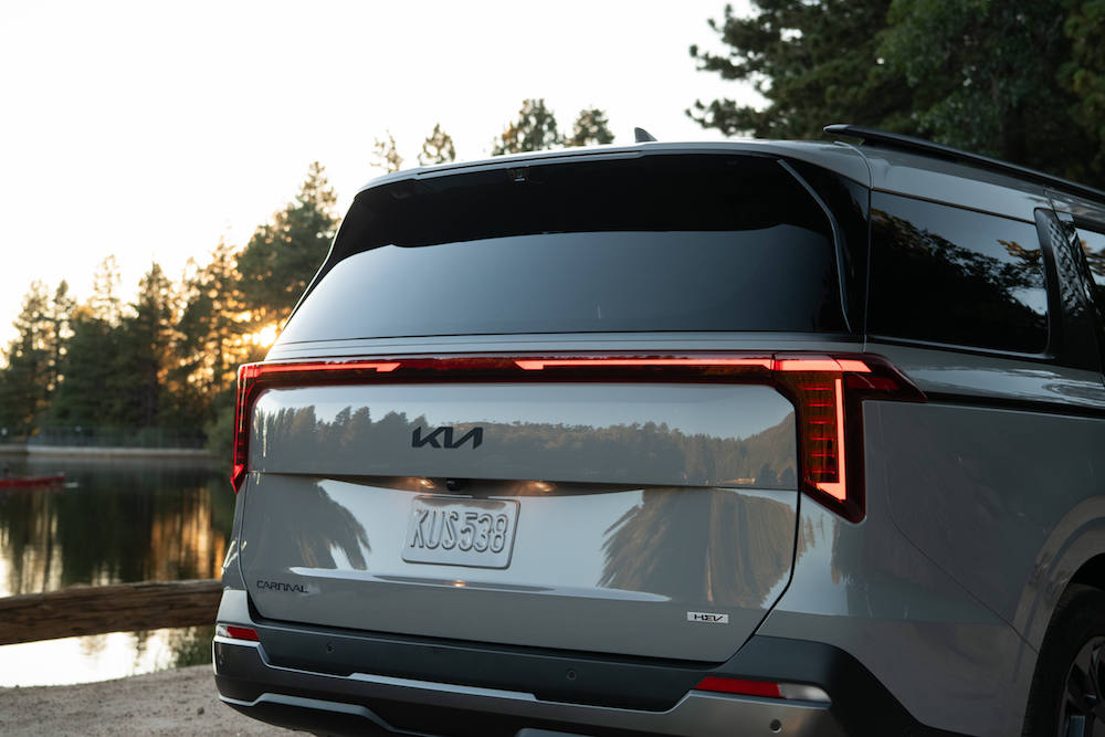 Luces traseras del la Kia Carnival Hybrid SX Prestige 2026